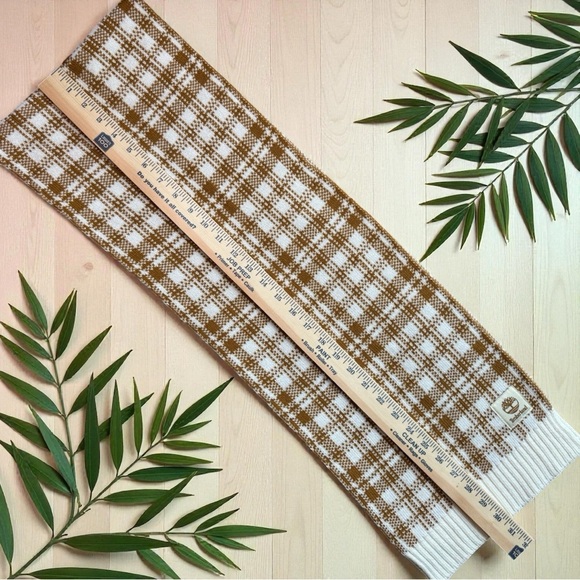 Timberland Plaid Knit Scarf – Tan Caramel & Cream – OS - Picture 5 of 10